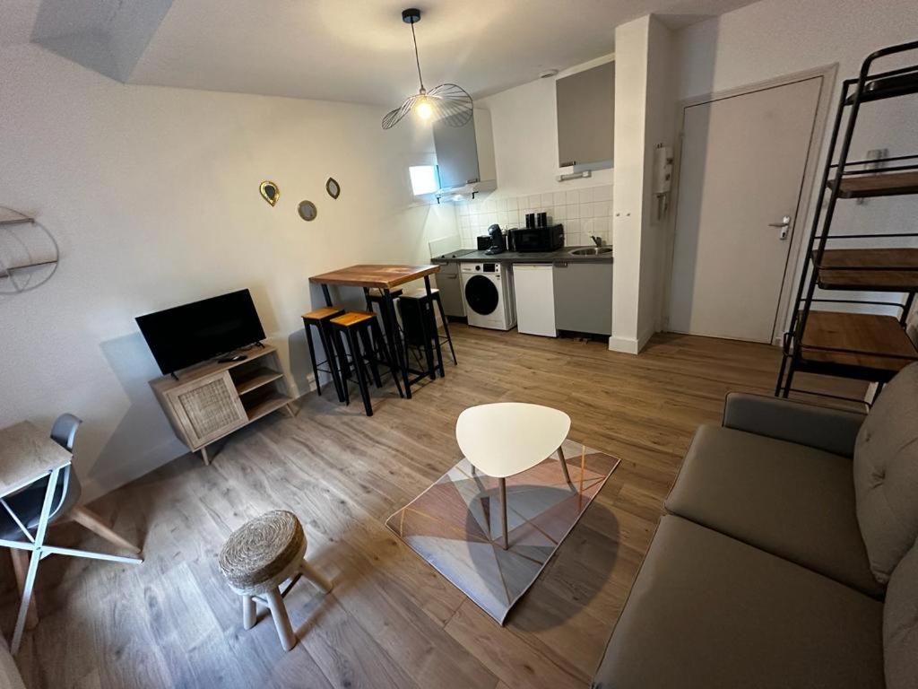 Le Petit Rempart Apartman Niort Kültér fotó