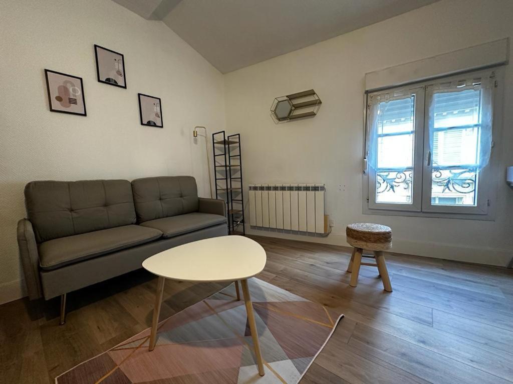 Le Petit Rempart Apartman Niort Kültér fotó